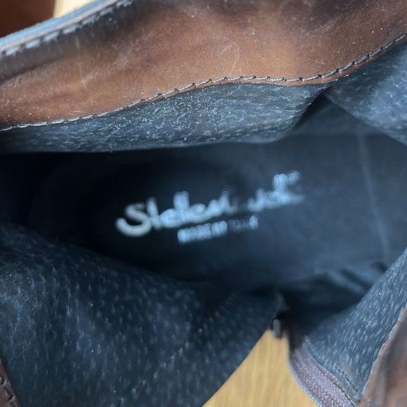 Brown Leather Boots - Picture 8 of 9